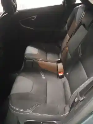 Здавання транспортного засобу volvo v40 hatchback (525) d2 року 2016 потужний 