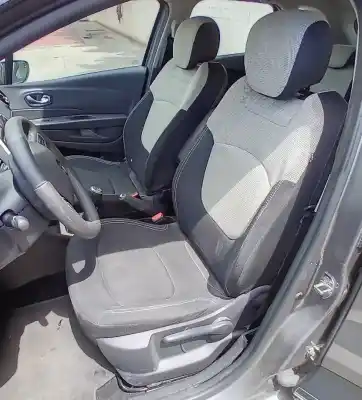 Veículo de Sucata renault captur j5_, h5_ 0.9 tce 90 do ano 2018 alimentado h4b 400