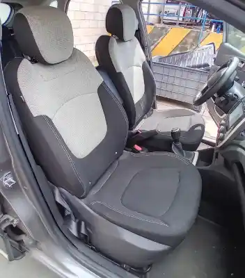 Veículo de Sucata renault captur j5_, h5_ 0.9 tce 90 do ano 2018 alimentado h4b 400