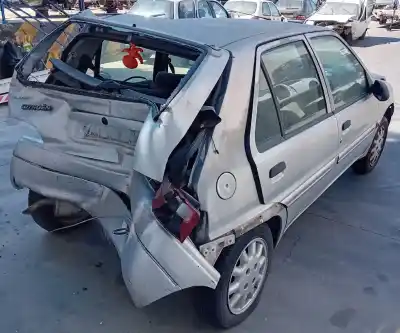 Veículo de Sucata citroen saxo (s0, s1) 1.6 do ano 1998 alimentado 0