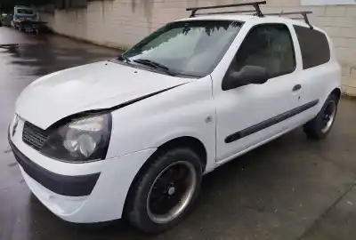 Veículo de Sucata renault clio ii caixa (sb0/1/2_) 1.5 dci do ano 2004 alimentado k9k 700