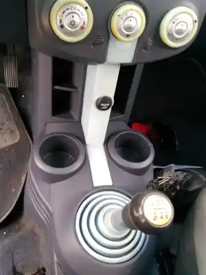 Здавання транспортного засобу mitsubishi colt vi (z3_a, z2_a) gasolina 2005 3p року 2005 потужний 