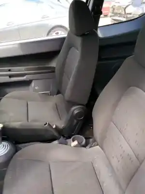 Здавання транспортного засобу mitsubishi colt vi (z3_a, z2_a) gasolina 2005 3p року 2005 потужний 
