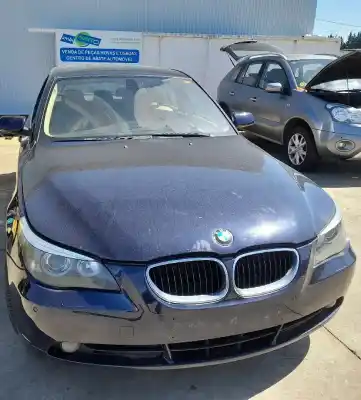 Veículo de Sucata BMW 5 (E60) Gasóleo 0 do ano 2003 alimentado 