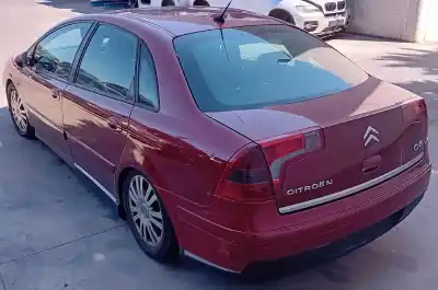 Veículo de Sucata citroen c5 ii (rc_) gasóleo 2005 5p do ano 2024 alimentado 