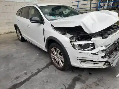 Veicolo di demolizione volvo v60 i (155) d3 dell'anno 2018 alimentato d 4204 t4