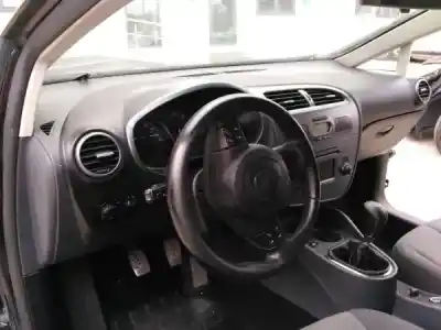 Veículo de Sucata seat leon (1p1) 2.0 tdi do ano 2009 alimentado bkd