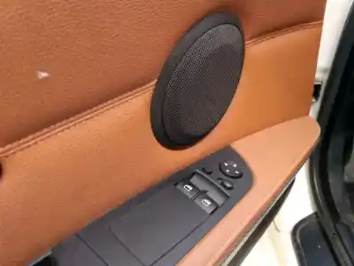 Veículo de Sucata bmw 3 coupé (e92) 2042 lk gasóleo 2011 2p do ano 2011 alimentado 