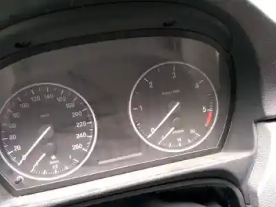 Veículo de Sucata bmw 3 coupé (e92) 2042 lk gasóleo 2011 2p do ano 2011 alimentado 