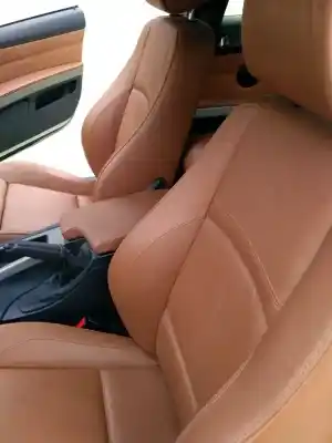 Veículo de Sucata bmw 3 coupé (e92) 2042 lk gasóleo 2011 2p do ano 2011 alimentado 