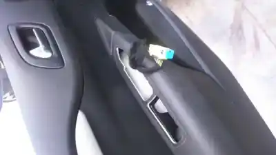 Sloopvoertuig CITROEN C4 II (B7) Gasóleo 2015 5P van het jaar 2012 aangedreven 