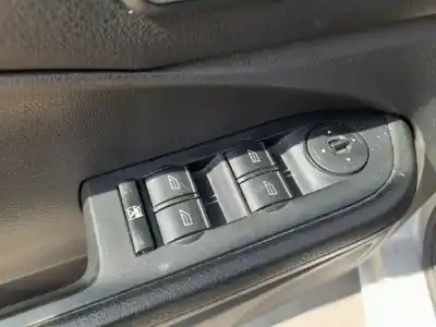 Здавання транспортного засобу ford c-max (dm2) 1.6 tdci року 2006 потужний g8da|g8db|g8dd