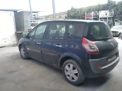Scrapping Vehicle renault scenic ii 1.5 dci diesel 101 cv / 74 kw of the year 2004 powered 