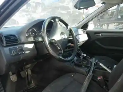 Vehicul casat bmw serie 3 berlina (e46) 320d al anului 2000 alimentat 20-4d-1