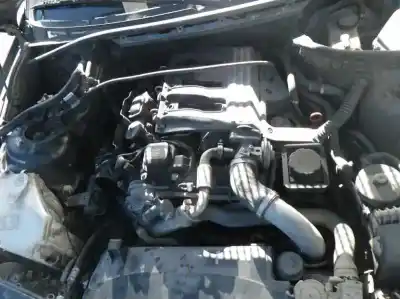 Vehicul casat bmw serie 3 berlina (e46) 320d al anului 2000 alimentat 20-4d-1