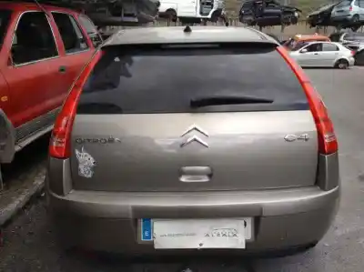Vehicul casat citroen c4 berlina collection al anului 2007 alimentat 9hx