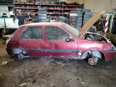Veículo de Sucata FORD FIESTA (CBK) Ambiente do ano 2001 alimentado J4R