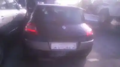 Veicolo di demolizione RENAULT MEGANE II BERLINA 5P Confort Dynamique dell'anno 2006 alimentato F9Q E8