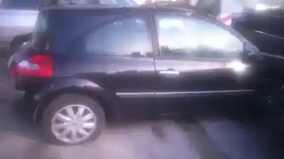 Veículo de Sucata renault megane ii berlina 5p confort dynamique do ano 2006 alimentado f9q e8