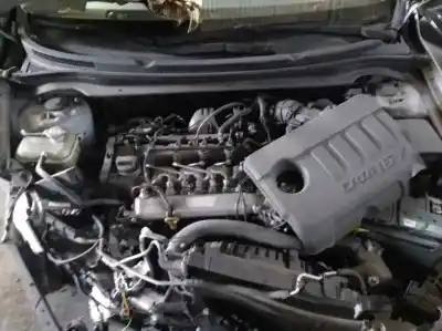 Veículo de Sucata kia cee´d concept do ano 2011 alimentado d4fbl