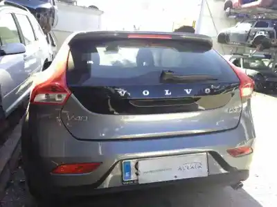 Verschrottungsfahrzeug volvo v40 basis des jahres 2016 angetrieben d4204t9