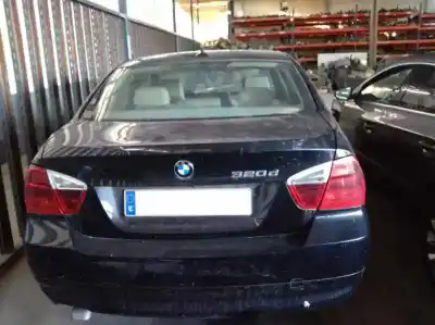 Veículo de Sucata bmw serie 3 berlina (e90) 320d do ano 2006 alimentado 204d4