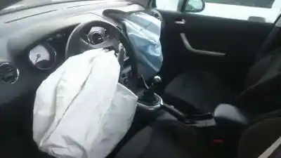 Sloopvoertuig peugeot 308 premium van het jaar 2008 aangedreven rhr