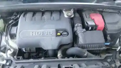 Sloopvoertuig peugeot 308 premium van het jaar 2008 aangedreven rhr