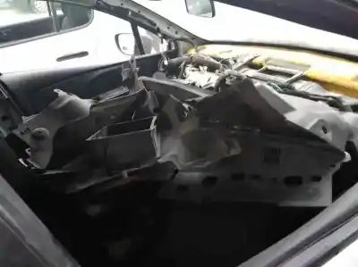 Veicolo di demolizione renault clio iv authentique dell'anno 2016 alimentato k9k e6