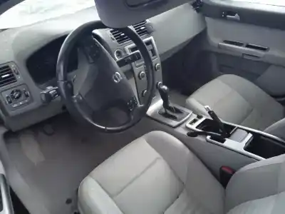 Veículo de Sucata volvo s40 berlina 2.0 diesel cat do ano 2008 alimentado d4204t