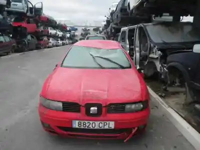 Véhicule à la ferraille seat                                               leon (1m1)                                                                                                                                                                                                                                                 signo                                                                                                                                                                                                                                                      de l'année 1999 alimenté asv