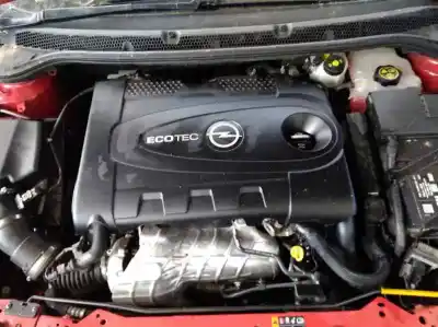 Veículo de Sucata opel astra j lim. excellence do ano 2015 alimentado a20dth