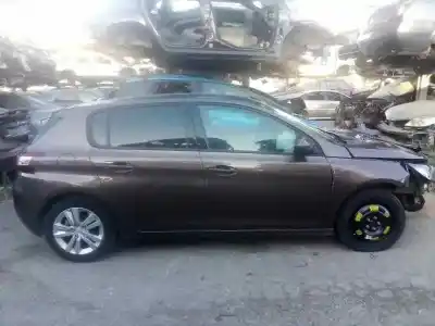 Veicolo di demolizione peugeot 308 access dell'anno 2014 alimentato 9h05