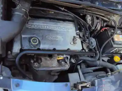 Veicolo di demolizione ford galaxy (vx) clx dell'anno 1996 alimentato dohc