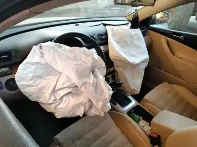 Veículo de Sucata volkswagen passat berlina (3c2) advance do ano 2008 alimentado bkp