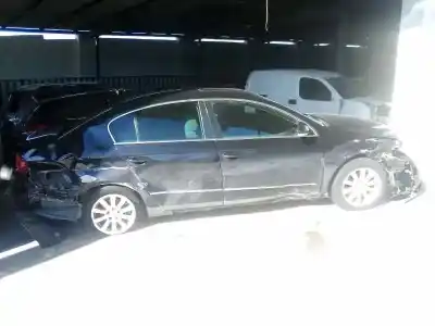 Veículo de Sucata volkswagen passat berlina (3c2) highline do ano 2006 alimentado bkp