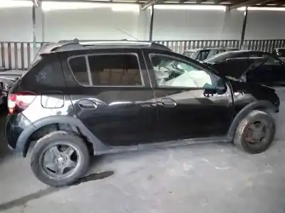 Veículo de Sucata dacia sandero laureate do ano 2014 alimentado k9k c6