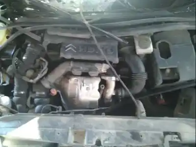 Vehicul casat citroen c4 berlina collection al anului 2006 alimentat 9hx