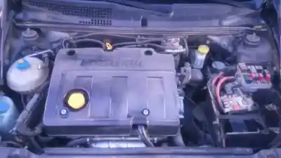Veículo de Sucata fiat stilo (192) 1.9 jtd cat do ano 2004 alimentado 192a1000