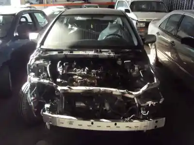 Veicolo di demolizione toyota corolla (_e12_) 1.4 d (nde120_) dell'anno 2006 alimentato 1nd