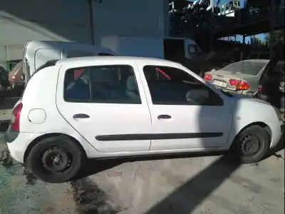 Здавання транспортного засобу renault clio ii fase ii (b/cb0) authentique року 2005 потужний k9k a7