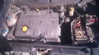 Sloopvoertuig fiat stilo multi wagon (192 desde modelo 2003) 1.9 jtd van het jaar 2005 aangedreven 192a1000