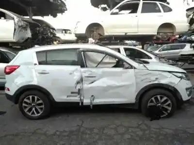 Veículo de Sucata kia sportage concept 4x2 do ano 2016 alimentado d4fd