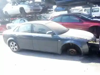 Vehicul casat audi a4 berlina (8e) 2.5 v6 24v tdi al anului 2002 alimentat ake