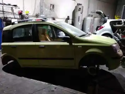 Veicolo di demolizione fiat panda (169) 1.2 8v dynamic dell'anno 2003 alimentato 188a4000