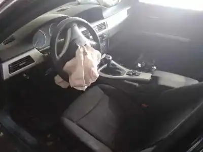 Veículo de Sucata bmw serie 3 berlina (e90) 320d do ano 2010 alimentado n47d20c