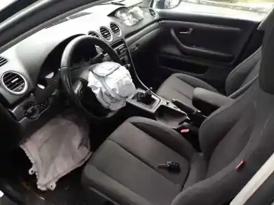 Veicolo di demolizione seat exeo berlina (3r2) reference dell'anno 2010 alimentato caga