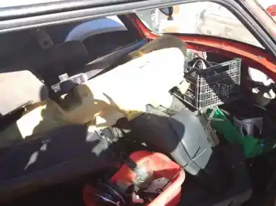 Veículo de Sucata bmw mini (r50,r53) one do ano 2002 alimentado w10b16a