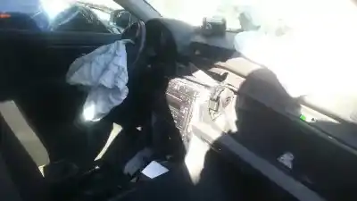 Sloopvoertuig audi a4 berlina (8e) 1.9 tdi (96kw) van het jaar 2001 aangedreven awx