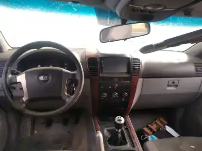 Sloopvoertuig kia sorento i (jc) 2.5 crdi van het jaar 2004 aangedreven d4cb